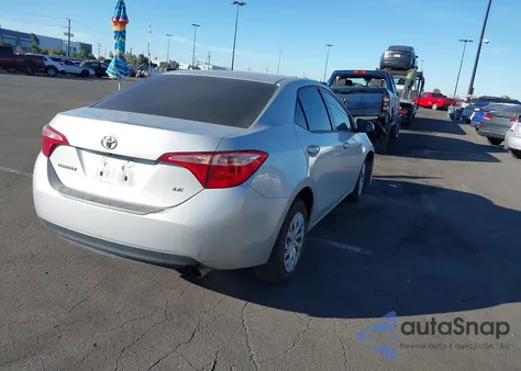 2018 Toyota Corolla Le из США, поврежденный, VIN 5YFBURHE4JP842803